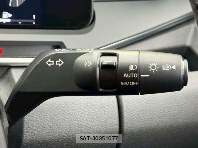 Nissan AURA 2023-07 8098094-6