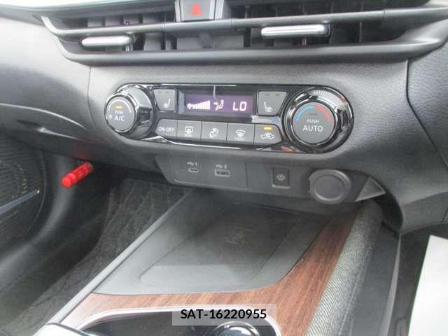 Nissan AURA 2022-06 8098097-16