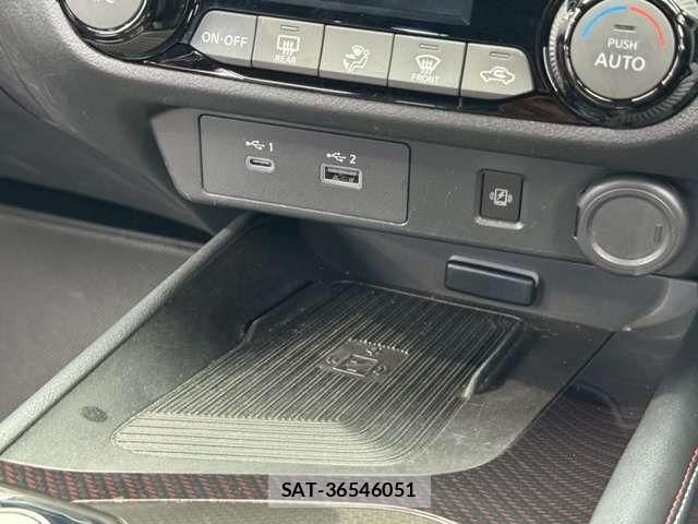 Nissan AURA 2022-11 8098091-11
