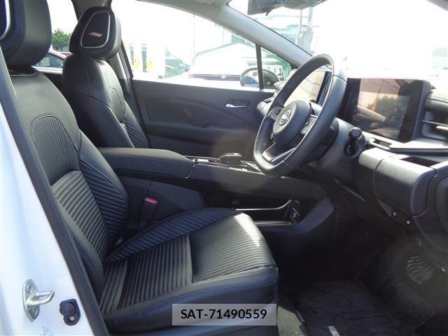 Nissan AURA 2025-01 8129105-16
