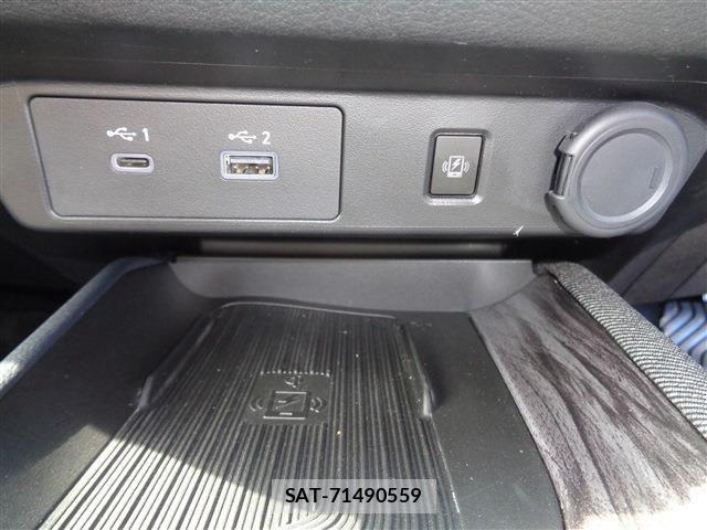 Nissan AURA 2025-01 8129105-25