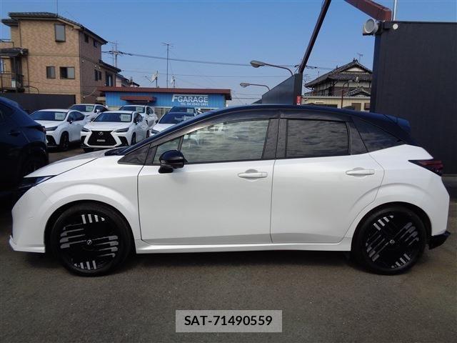 Nissan AURA 2025-01 8129105-4