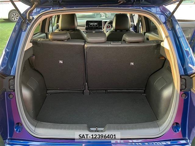 Nissan AURA 2021-11 8129107-23