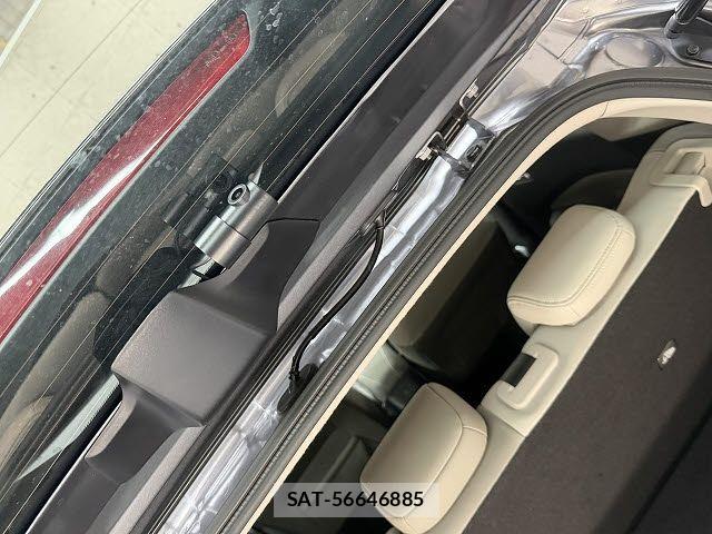 Nissan AURA 2024-05 8158002-19