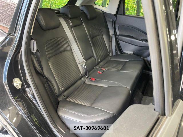 Nissan AURA 2024-09 8158005-8