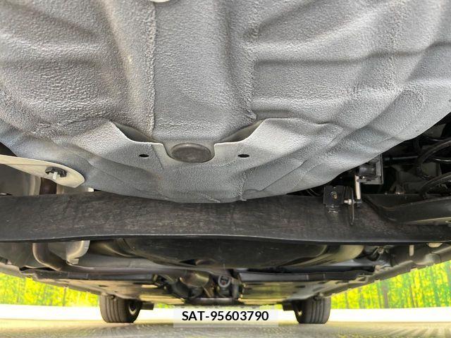 Nissan AURA 2023-07 8158003-18