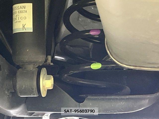 Nissan AURA 2023-07 8158003-19