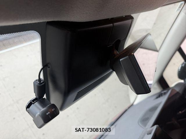 Nissan AURA 2024-10 8158004-18