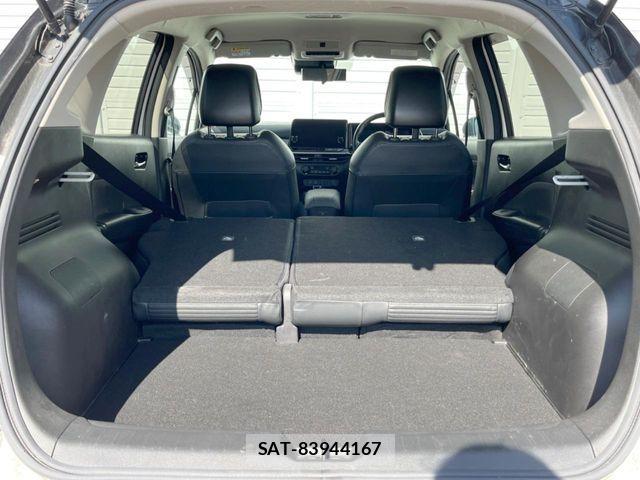 Nissan AURA 2022-09 8206477-11