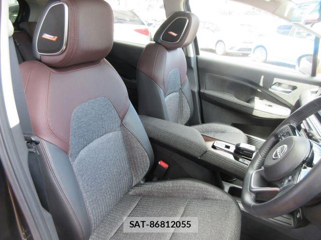 Nissan AURA 2022-06 8206479-9