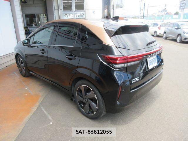 Nissan AURA 2022-06 8206479-17