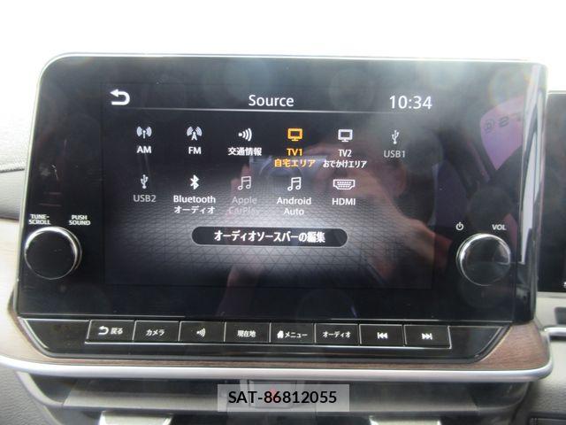 Nissan AURA 2022-06 8206479-6