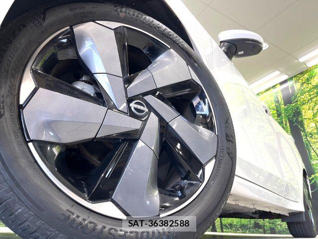 Nissan AURA 2022-12 8206453-13
