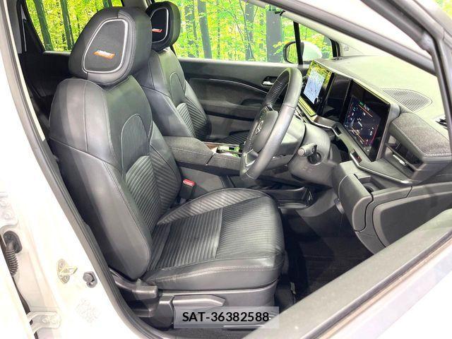 Nissan AURA 2022-12 8206453-8