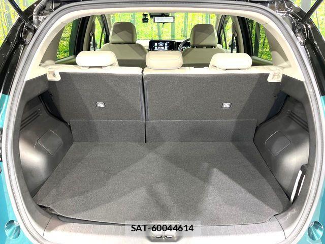 Nissan AURA 2025-06 8206443-10