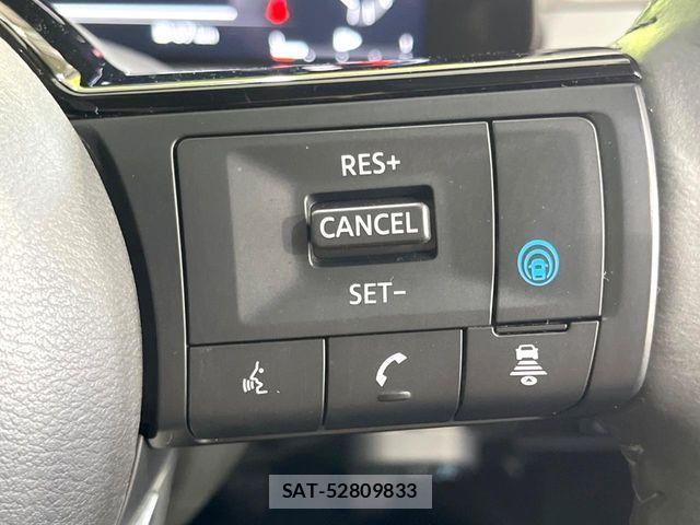 Nissan AURA 2023-04 8206457-4