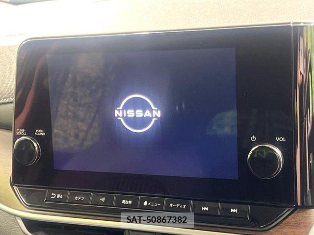 Nissan AURA 2022-07 8206458-4