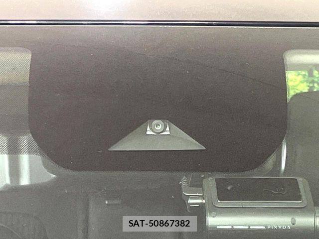 Nissan AURA 2022-07 8206458-7