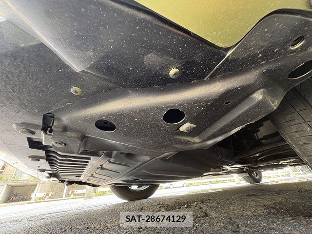 Nissan AURA 2021-09 8206484-9