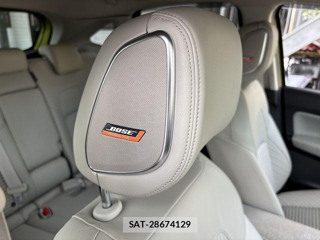 Nissan AURA 2021-09 8206484-7