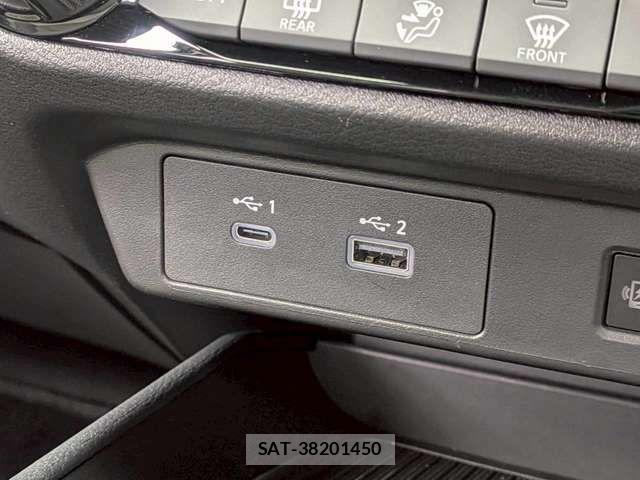 Nissan AURA 2025-08 8206451-15