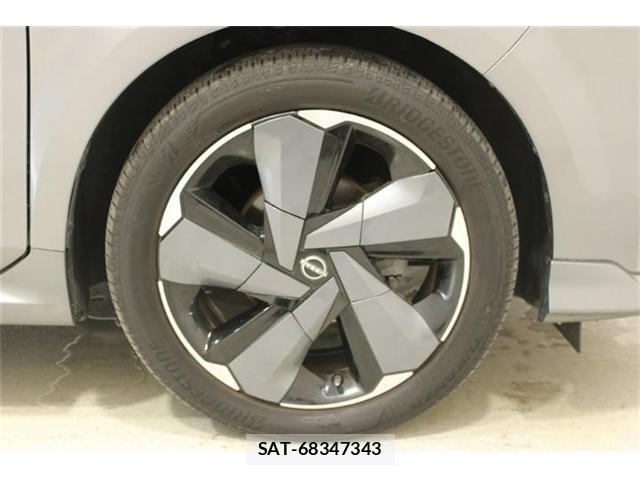 Nissan AURA 2022-04 8206475-22