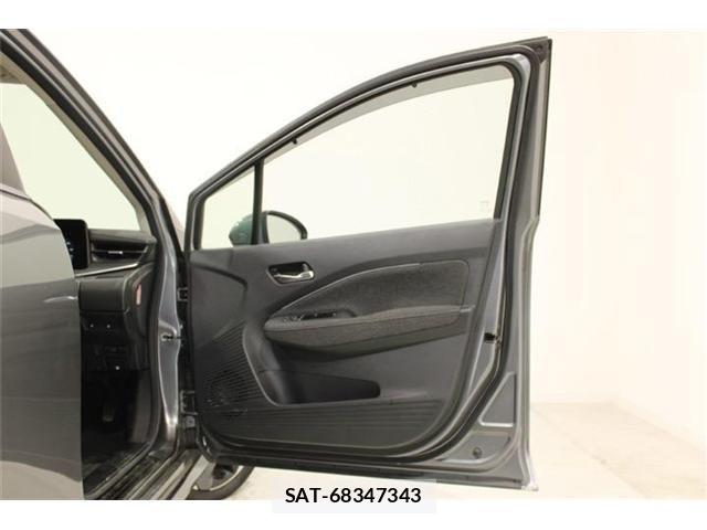 Nissan AURA 2022-04 8206475-29