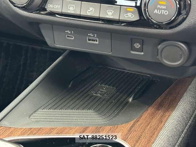 Nissan AURA 2023-03 8206454-14