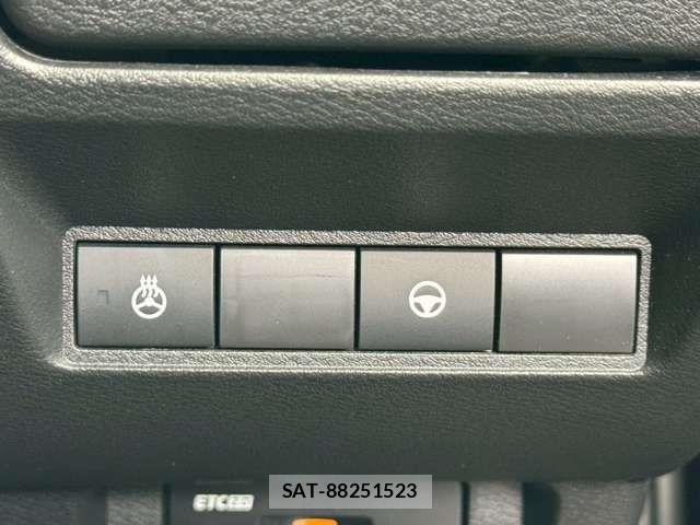 Nissan AURA 2023-03 8206454-7