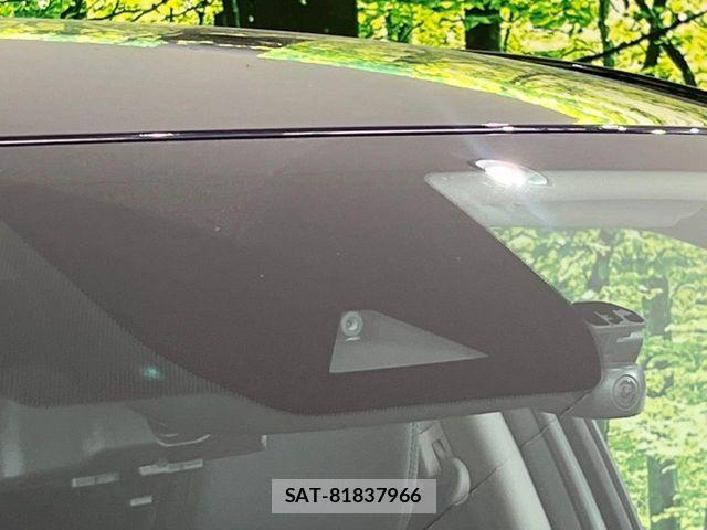 Nissan AURA 2022-02 8206455-4