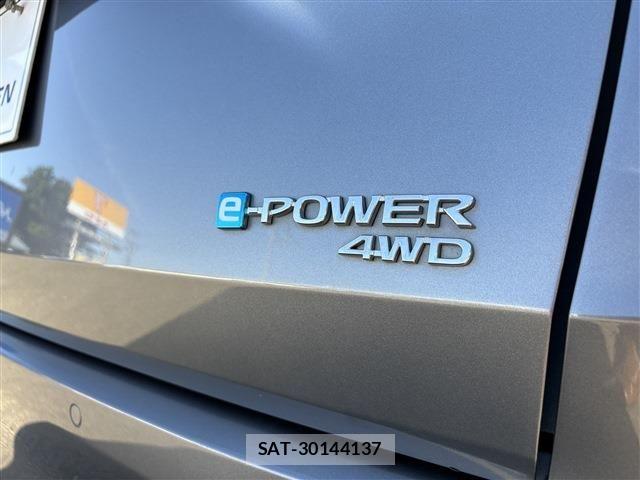 Nissan AURA 2021-11 8206461-13