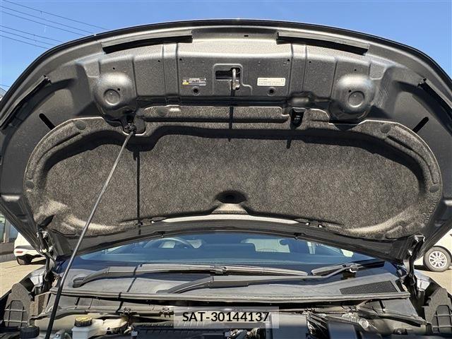 Nissan AURA 2021-11 8206461-14