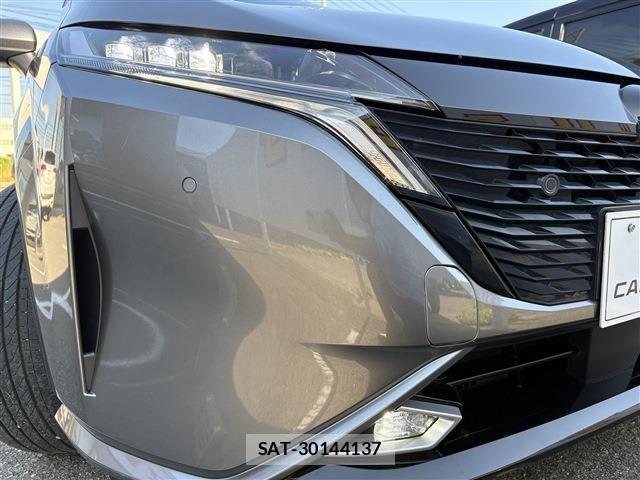 Nissan AURA 2021-11 8206461-18