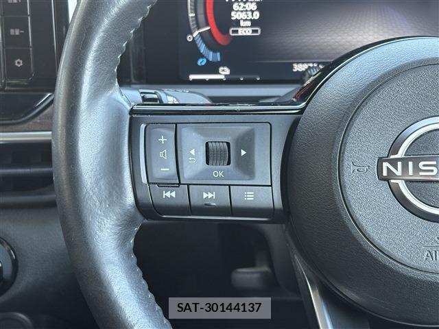 Nissan AURA 2021-11 8206461-26