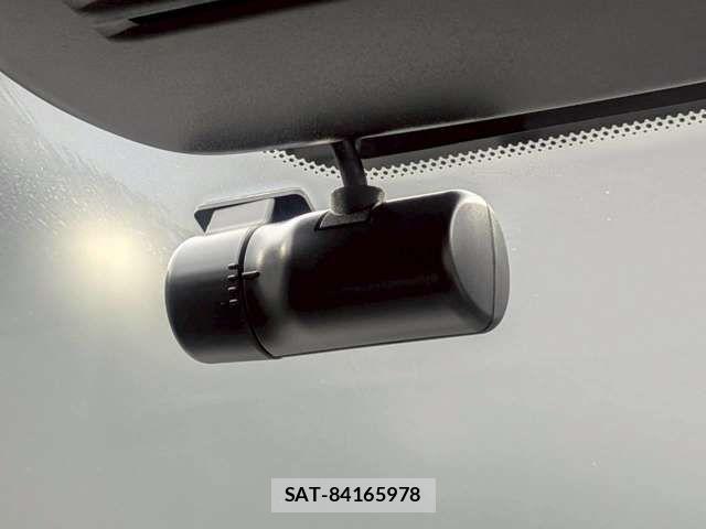 Nissan AURA 2024-10 8206450-10