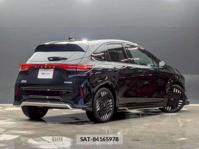 Nissan AURA 2024-10 8206450-1