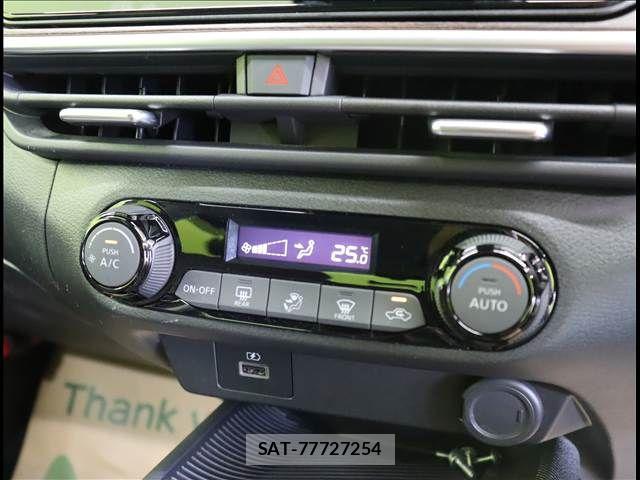 Nissan AURA 2022-05 8206483-15