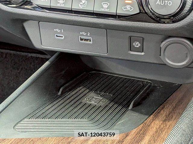 Nissan AURA 2023-10 8206460-14