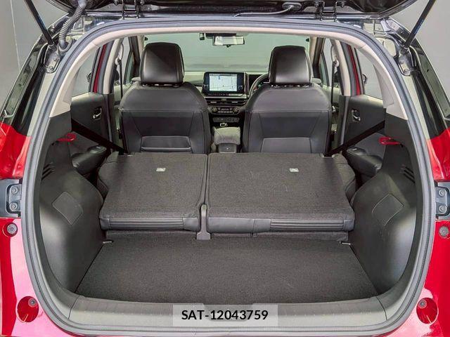 Nissan AURA 2023-10 8206460-26