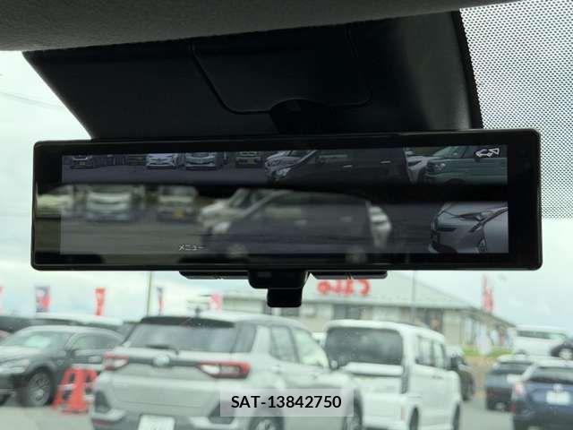 Nissan AURA 2022-01 8228981-11