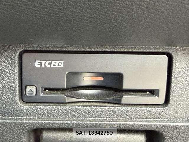 Nissan AURA 2022-01 8228981-16