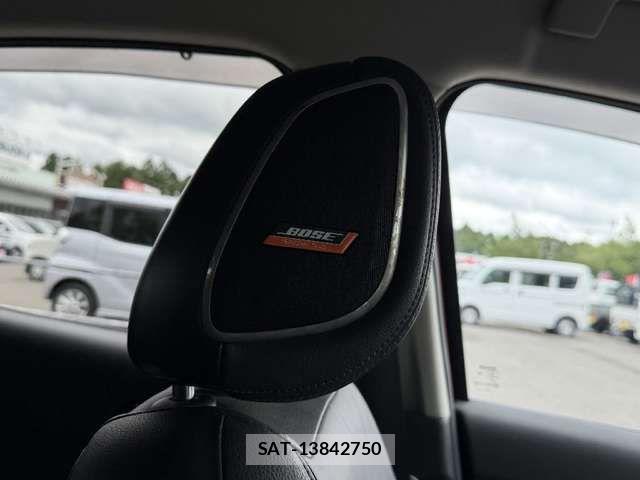 Nissan AURA 2022-01 8228981-19