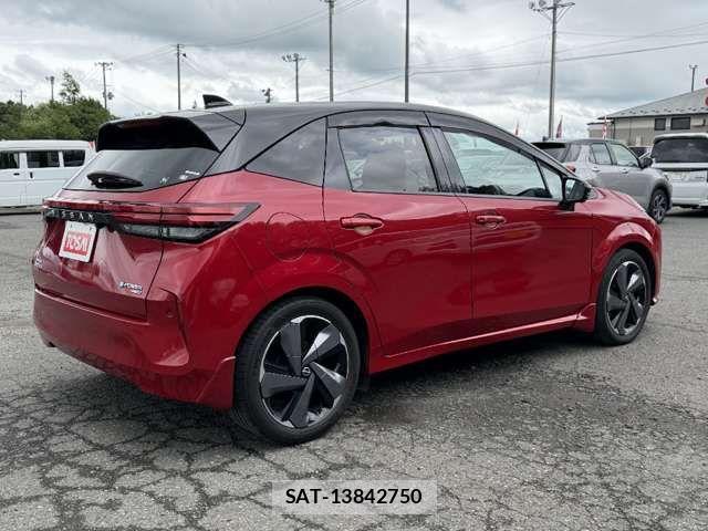 Nissan AURA 2022-01 8228981-4