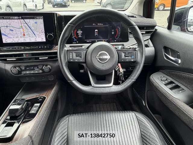 Nissan AURA 2022-01 8228981-6