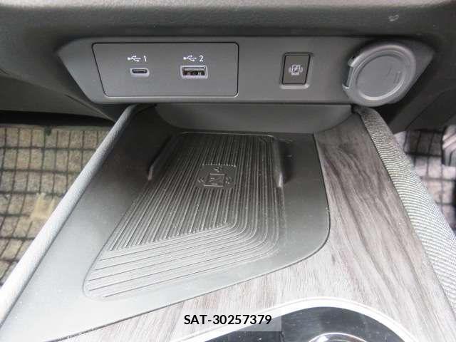 Nissan AURA 2025-04 8228979-17