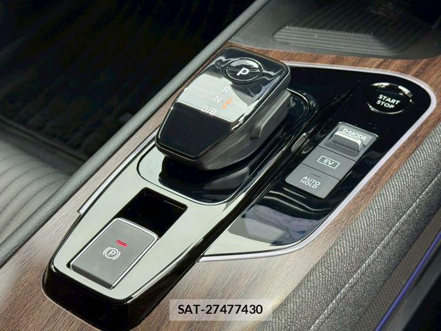 Nissan AURA 2023-03 8244667-12
