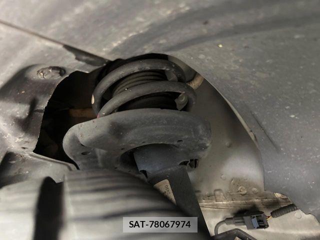 Nissan AURA 2022-01 8244666-19