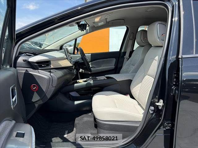 Nissan AURA 2023-01 8313203-16