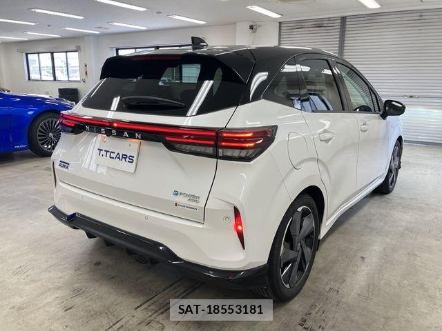 Nissan AURA 2021-12 8313202-26