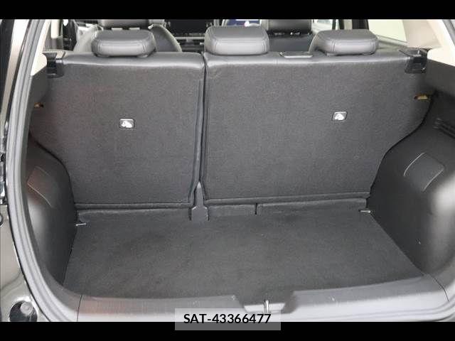 Nissan AURA 2021-08 8313205-13